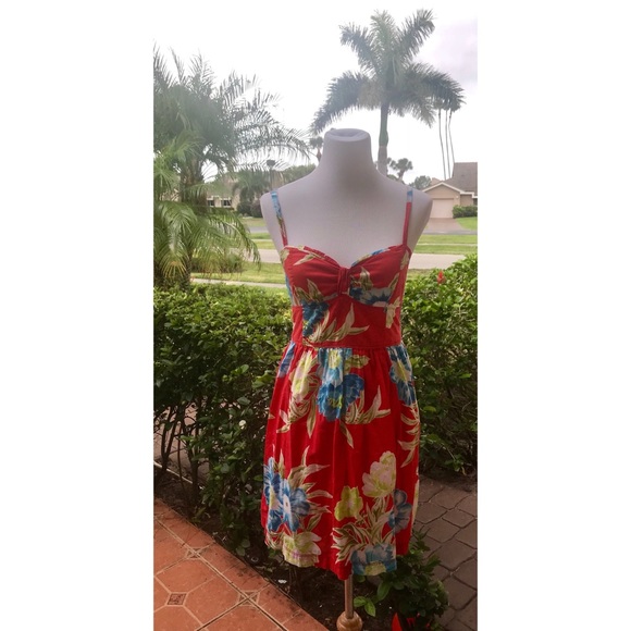 Hollister Dresses & Skirts - Hollister Tropical Floral Print Dress